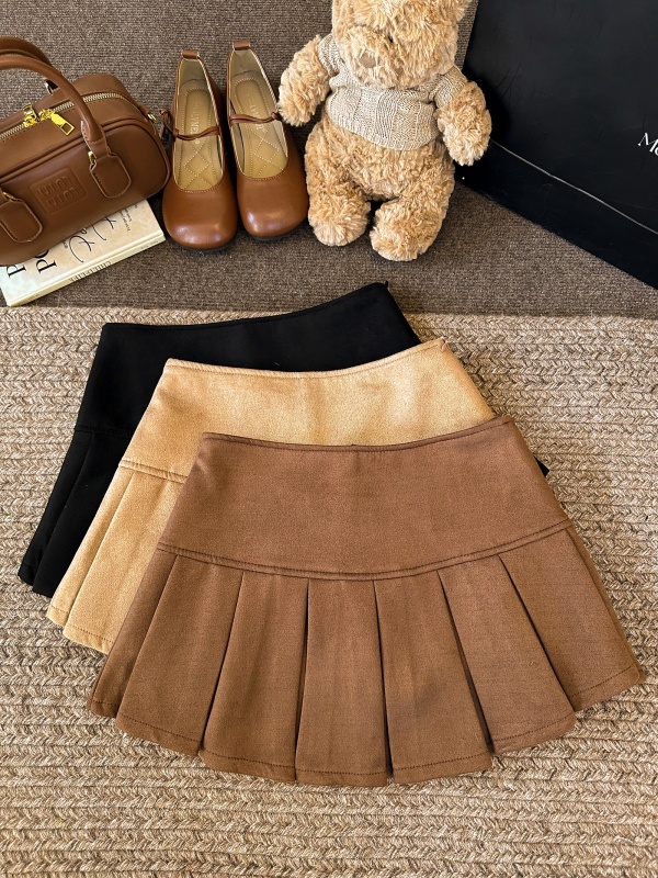 Suede pleated skirt, autumn and winter low-waisted A-line skirt, short skirt for hot girls