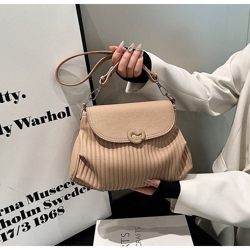 Cross-border pleated large-capacity bag for women 2024 spring new solid color fashion popular commuter single shoulder armpit women's bag