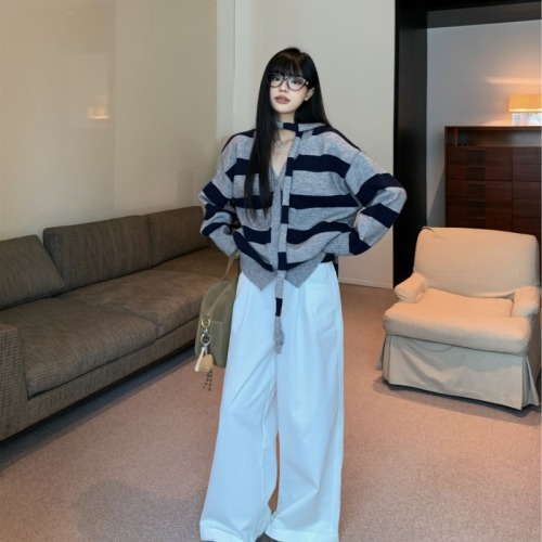 Stripe Art Commuting Relaxed V-tie Loose Casual Knitted Sweater