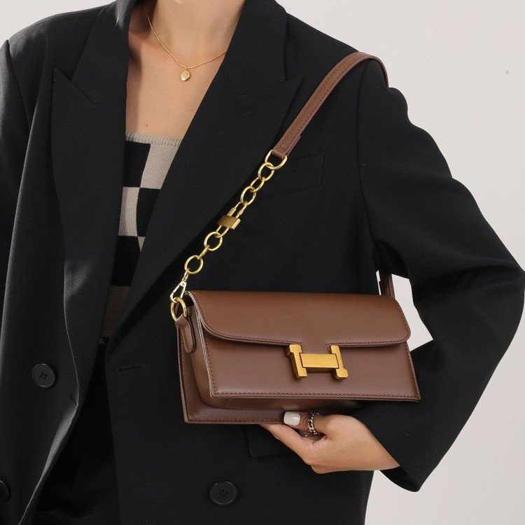 Foreign trade fashion bags for women 2024 new small square bag single shoulder crossbody bag Female bag versatile retro women's bag
