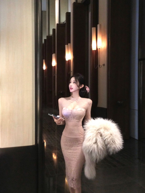 Sexy hollow air-quality long-sleeved butt-covering skirt slimming lace dress for autumn and winter