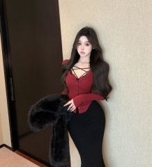 U-neck sweater patchwork lace fake two-piece top