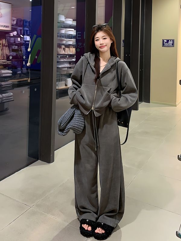 Velvet sports suit for women, autumn and winter loose Korean style sweatshirt, fashionable Internet celebrity street casual two-piece set