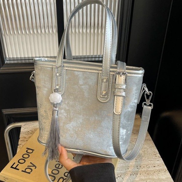 Women's Bags 2024 New Crossbody Bag Summer Bucket Bag Versatile This Year's Popular Hot Style Bag Design Handbag