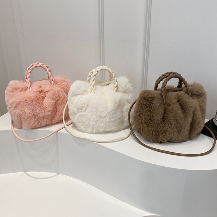Plush bag, high-end, cute handbag, large-capacity autumn and winter cloud pumpkin bag, fashionable cross-body shoulder bag for women