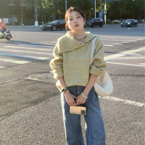 French lapel style, fashionable and lazy long-sleeved sweater for women, loose and versatile top for autumn