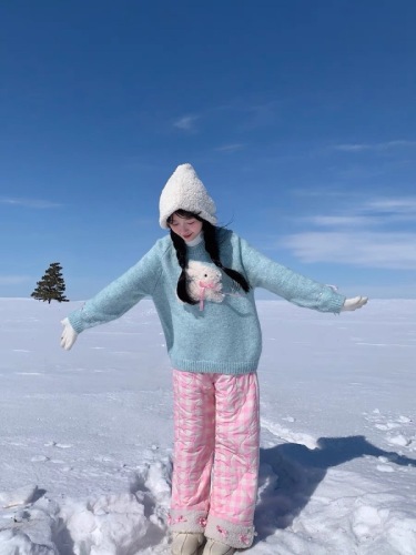 Sweet and cute dopamine round neck knitted mint blue bunny sweater for women 2024 autumn and winter new style