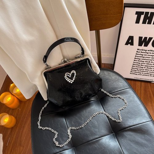 Colorful laser PU small bag, fashionable pleated clip bag, sweet love beading, portable evening bag, chain crossbody