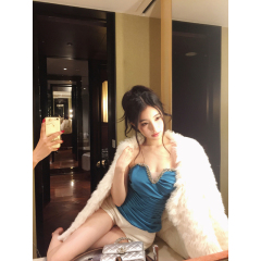 Ice blue crushed diamond sexy slim fit V-neck tube top pleated waist fishbone heavy industry top