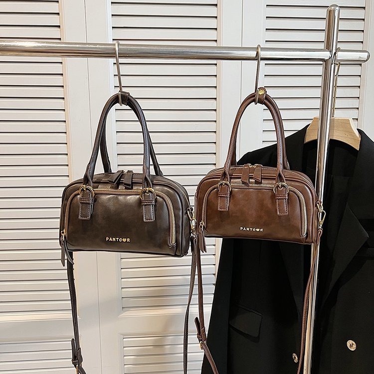 Cross-border high-end retro bowling bag for women 2024 new autumn handbag niche messenger bag pillow bag
