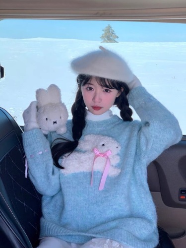 Sweet and cute dopamine round neck knitted mint blue bunny sweater for women 2024 autumn and winter new style