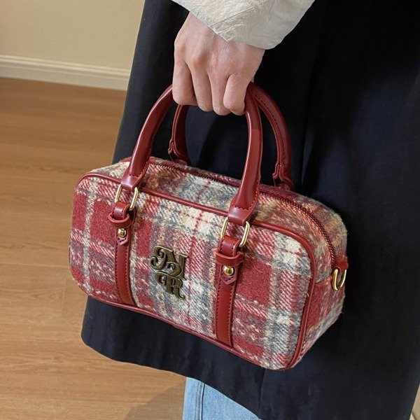Nanfeng Chio2nd Red Plaid Pillow Bag Women's New Autumn and Winter Handbag Shoulder Crossbody Bag