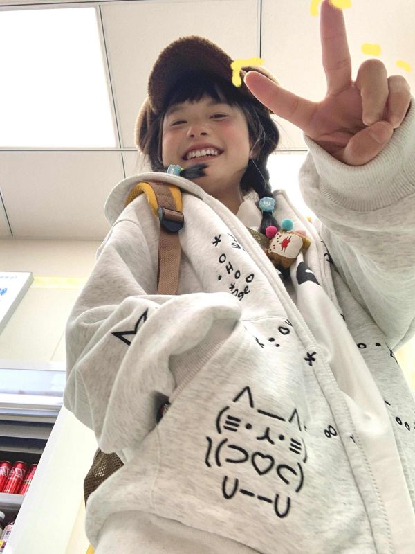Korean chic autumn and winter new American style new cartoon thorn show hooded sweatshirt for women Korean version loose cardigan jacket trendy
