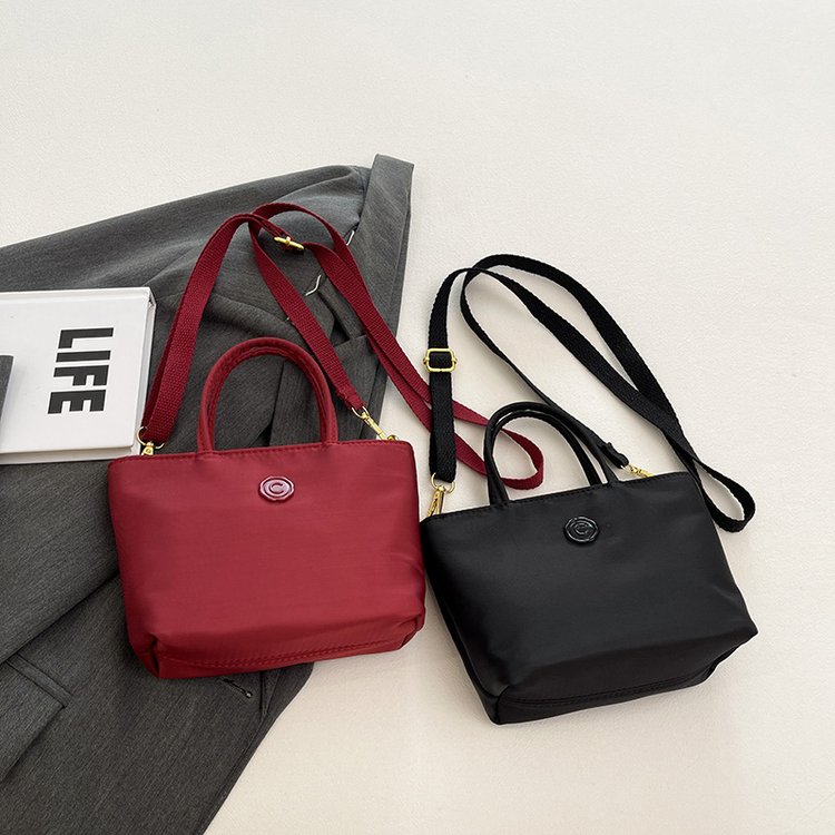 Casual Handbag Beautiful Ladies Simple Small Bag Fashion Tote Bag 2024 New Casual Cute Handbag