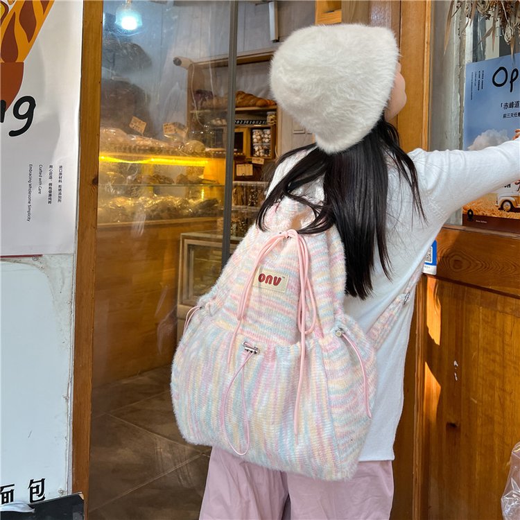 Wholesale autumn and winter new versatile fashion Korean style cute style drawstring large capacity bucket women's backpack