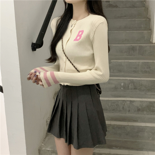 Round neck contrast letter embroidered long sleeve knitted cardigan jacket for women