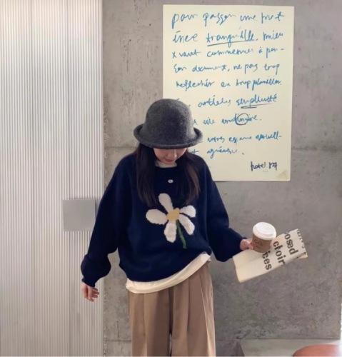 Lazy style ins Korean style loose floral knitwear super nice pullover sweater design for women