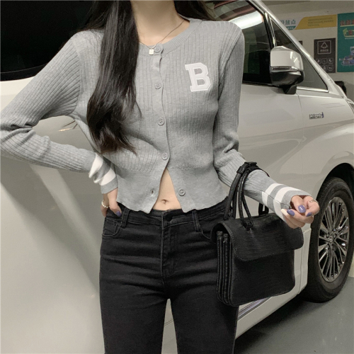Round neck contrast letter embroidered long sleeve knitted cardigan jacket for women