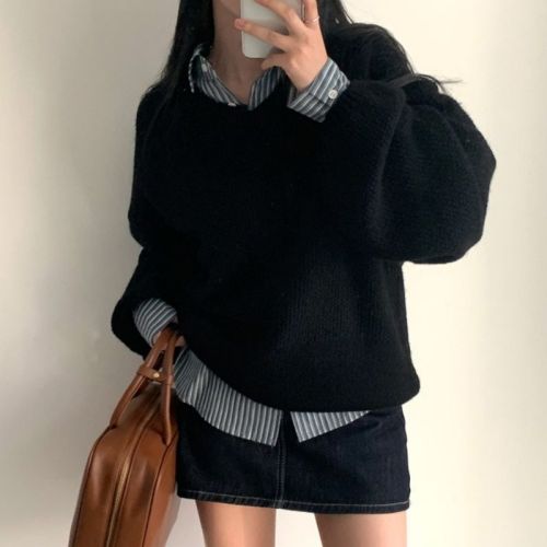 Large size Korean chic autumn and winter thick woolen lazy loose pullover V-neck solid color sand needle dark pattern knitted sweater