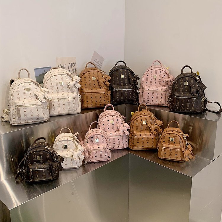 Large-capacity bag 2024 new versatile Japanese backpack female portable student school bag high-end outing backpack