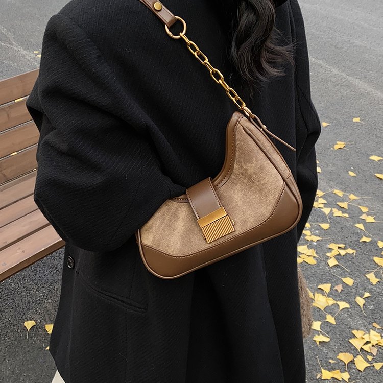 Niche design retro high-end armpit bag trendy high-end chain cross-border foreign trade Korean version ins shoulder crescent bag