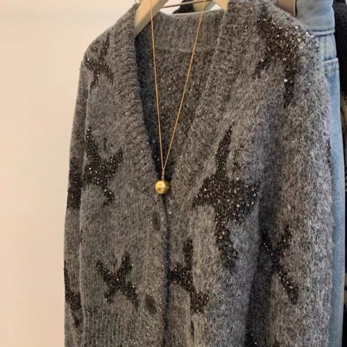 Gray v-neck raccoon velvet sweater jacket for women in autumn and winter lazy style thickened knitted cardigan outer wear small fragrance top