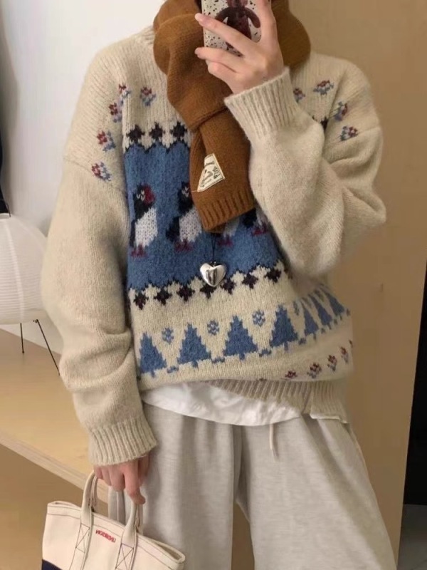 Korean Little Penguin Jacquard Sweater Women's Autumn and Winter Lazy Loose Round Neck Thickened Pullover Sweater Student Top