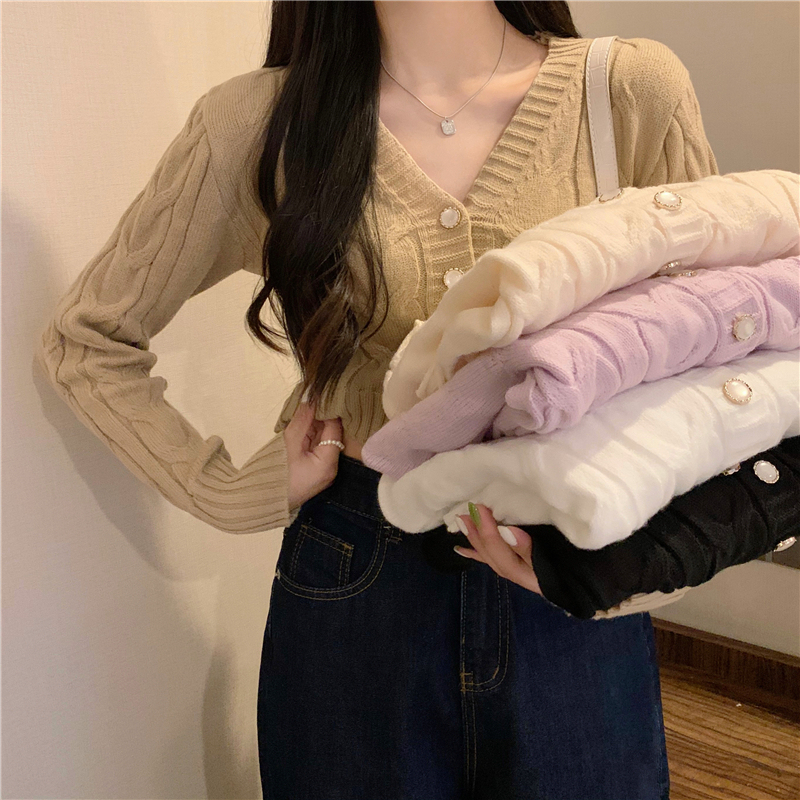 Fashionable V-neck twist long-sleeved short sweater jacket for women