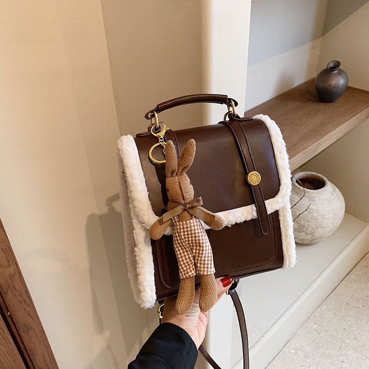 Fashionable, simple, personalized, fashionable and high-quality bags, women's bags, winter new styles, cross-body shoulder handbags