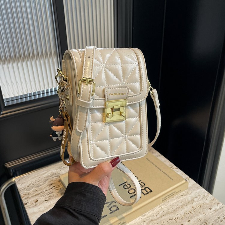Trendy Women's Bags 2024 Summer New Style Fashion Simple Diamond Square Bag Casual Versatile Shoulder Bag Ins Chain Bag