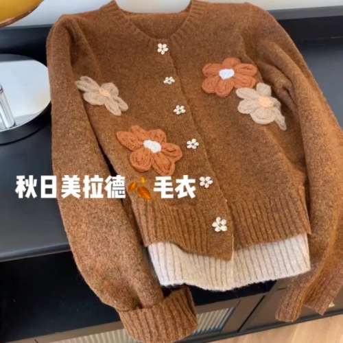 Korean style contrast jacquard flower embroidery pattern Maillard wear knitted top warm sweater jacket for women