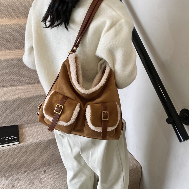 Student class backpack women's 2024 winter new Korean version retro fashion frosted tote bag high-end women's bag