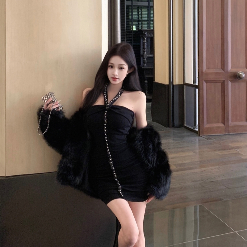 Light luxury black beaded halter neck elegant lady annual party party dress dress