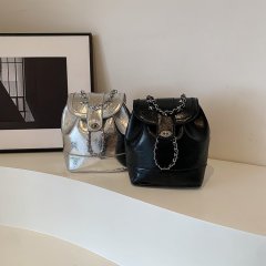 Niche high-end design bag women's commuting small backpack simple chain backpack women's design sense