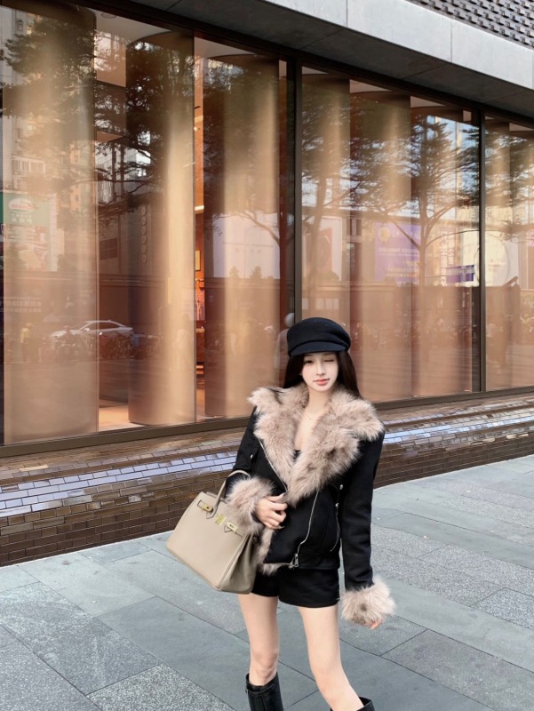Fur women's winter black fur all-in-one motorcycle warm jacket