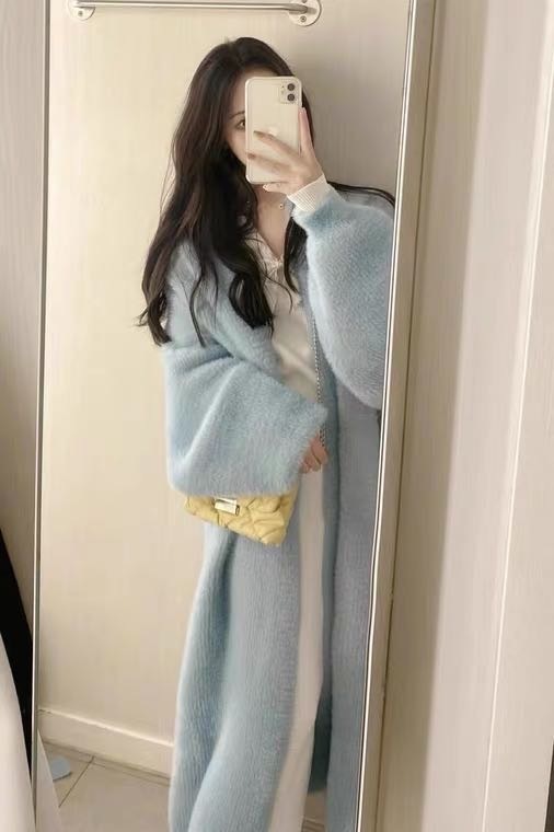 Autumn and winter ladylike milky blue mink fur loose lazy style thickened cardigan sweater jacket for women