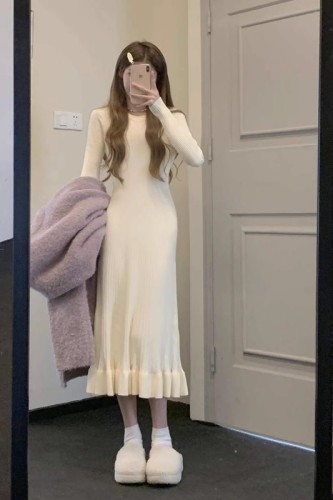 Matsumoto mourning autumn women's clothing 2024 new bottoming skirt slim and high-end long-sleeved knitted fishtail dress
