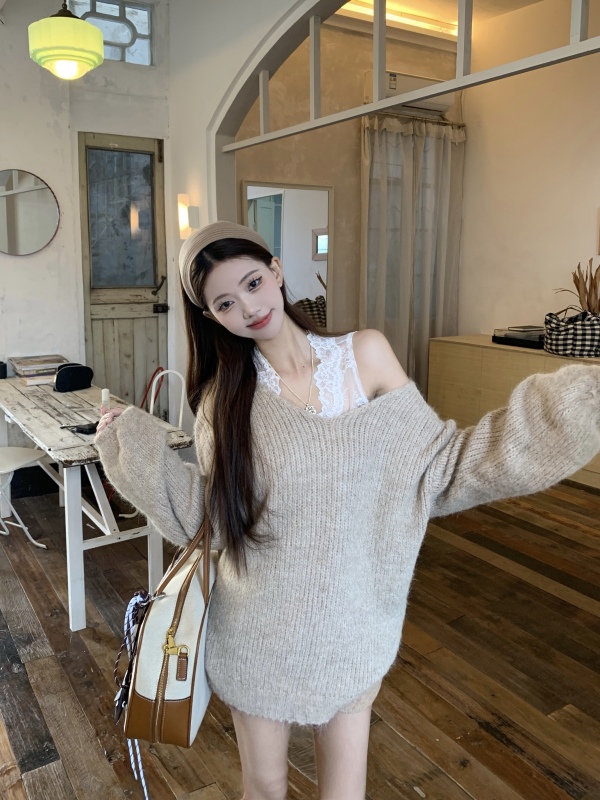 Korean Women's Oxygen Dry Sweater Lazy V-neck Loose + Autumn and Winter High Waist Shorts Set
