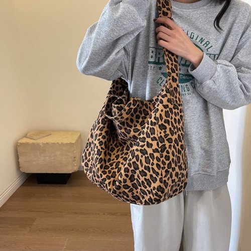 Niche leopard print canvas tote bag women's bag casual foreign trade cross-border fashion hand bag autumn and winter large capacity single shoulder oblique