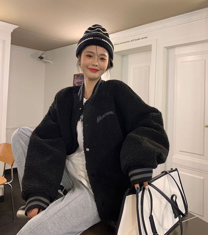 Lamb wool jacket women's winter plus velvet thickened baseball jacket Korean style loose polar fleece plush jacket casual cotton clothing trend