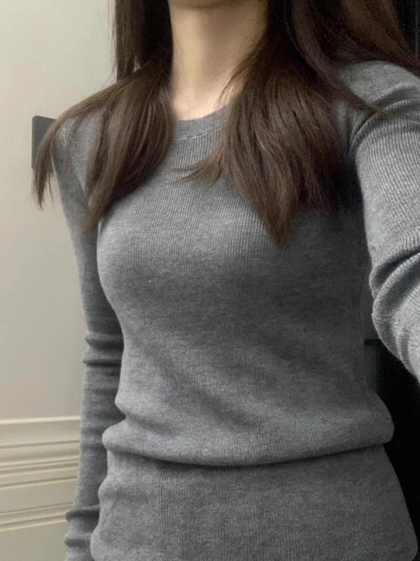 Gray round neck long sleeve inner bottoming shirt for women spring and autumn Yiwu sweater sweater slim shoulder top autumn and winter