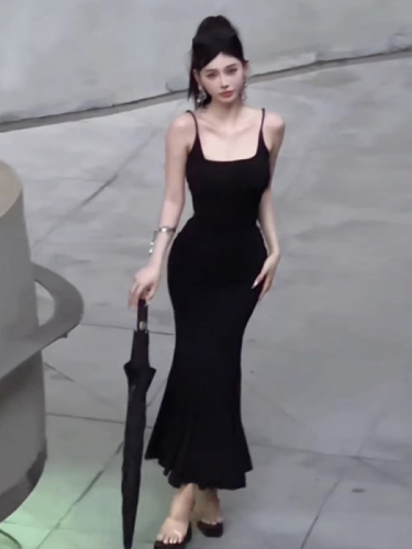 Pure lust style sexy black suspender dress for women summer 2024 new slim fit drapey hip-hugging fishtail long skirt