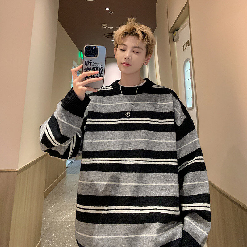 Autumn Hong Kong style Japanese style horizontal stripe lazy style pullover crew neck sweater for men