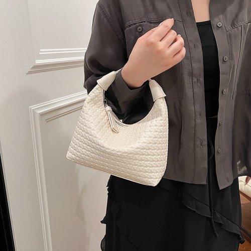 Hand-carrying fashionable pea bag for women 2024 summer Korean version simple versatile shoulder bag texture crossbody bag for women