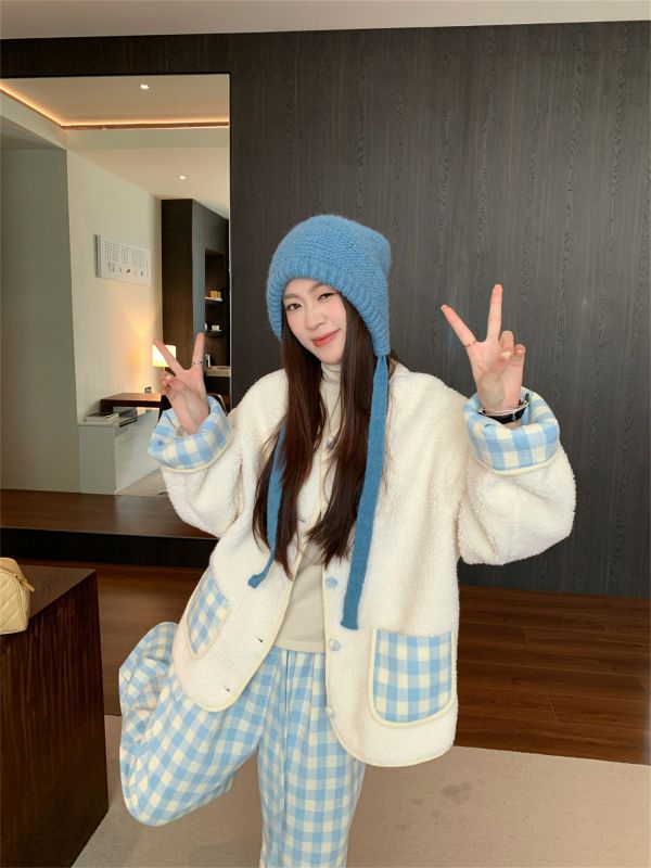 Naiguai dopamine stitching plaid lambswool jacket + blue and white plaid pants