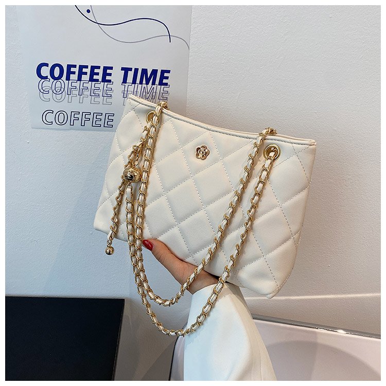 Diamond chain bag women's summer versatile new trendy fashion crossbody bag summer single shoulder armpit small square bag