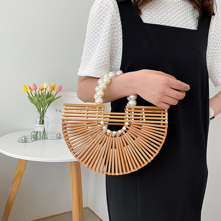 Internet celebrity summer woven bag 2024 forest girl fashion hollow large capacity pearl small fragrance handbag trendy