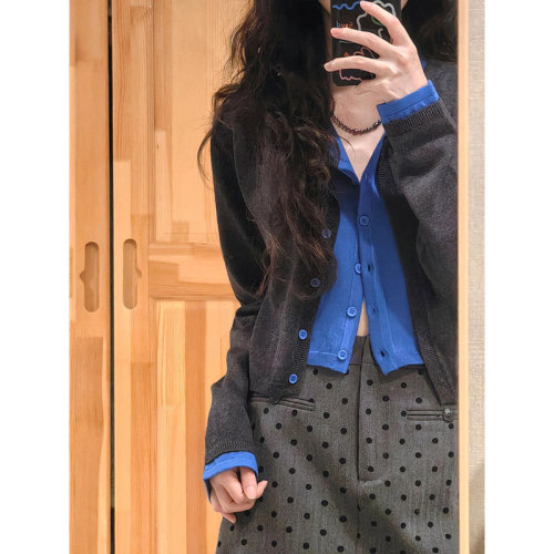 Retro fake two-piece contrasting color T-shirt cardigan for women early autumn new casual short top