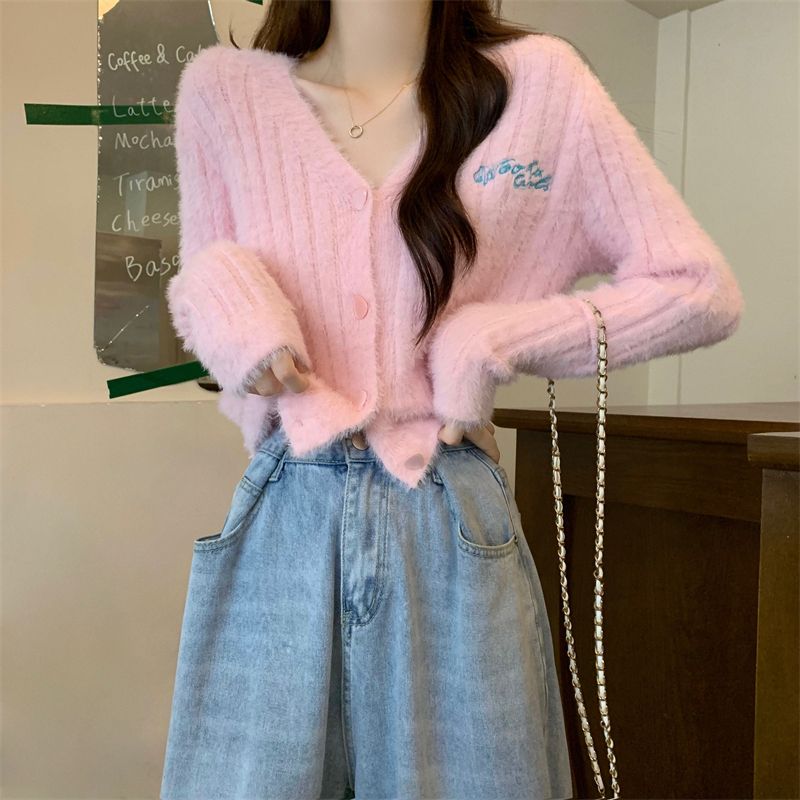 New version of soft and waxy long-sleeved cardigan sweater with Korean style design