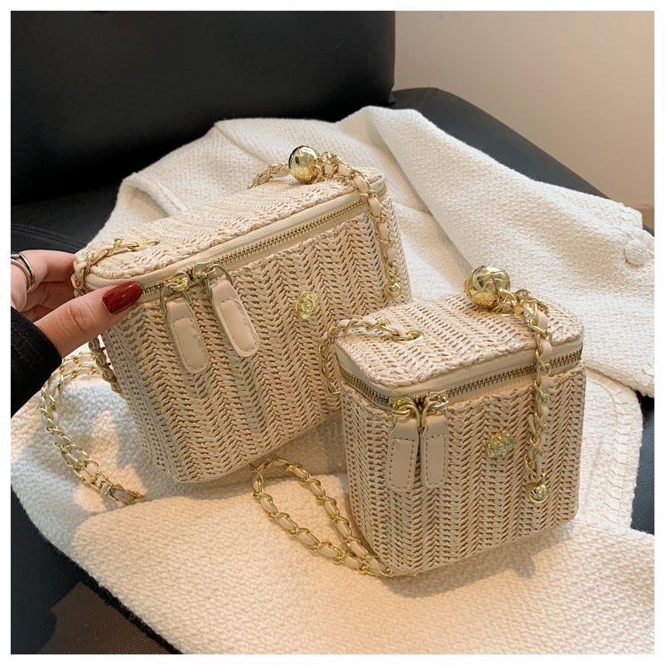 Summer straw bag, fashionable box, small square bag, shoulder crossbody chain bag, bohemian style mobile phone bag, cross-border trend